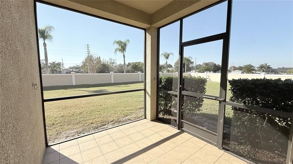 For Rent: $2,100 (4 beds, 2 baths, 1615 Square Feet)