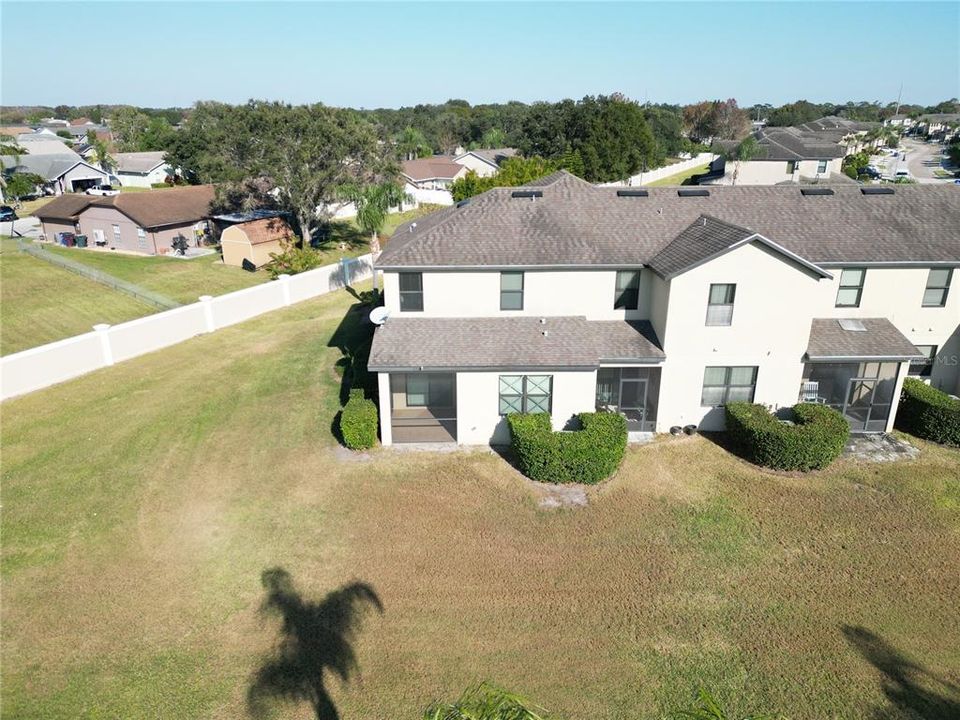 For Rent: $2,100 (4 beds, 2 baths, 1615 Square Feet)