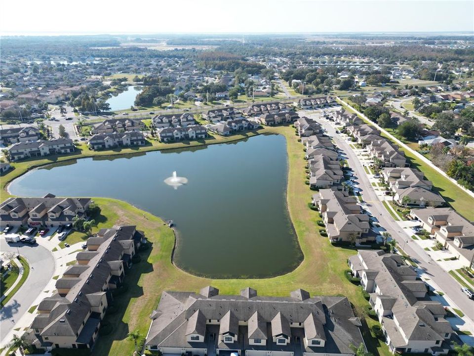 For Rent: $2,100 (4 beds, 2 baths, 1615 Square Feet)