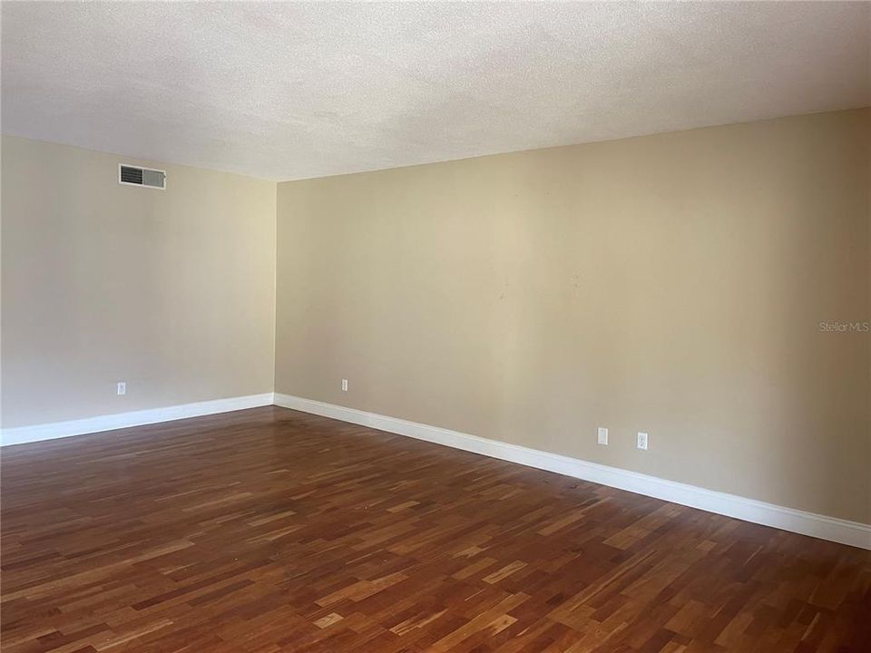 待售: $189,900 (3 贝兹, 2 浴室, 1432 平方英尺)