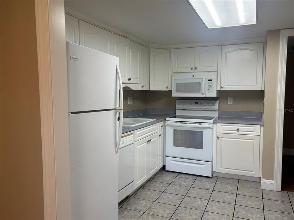 待售: $189,900 (3 贝兹, 2 浴室, 1432 平方英尺)