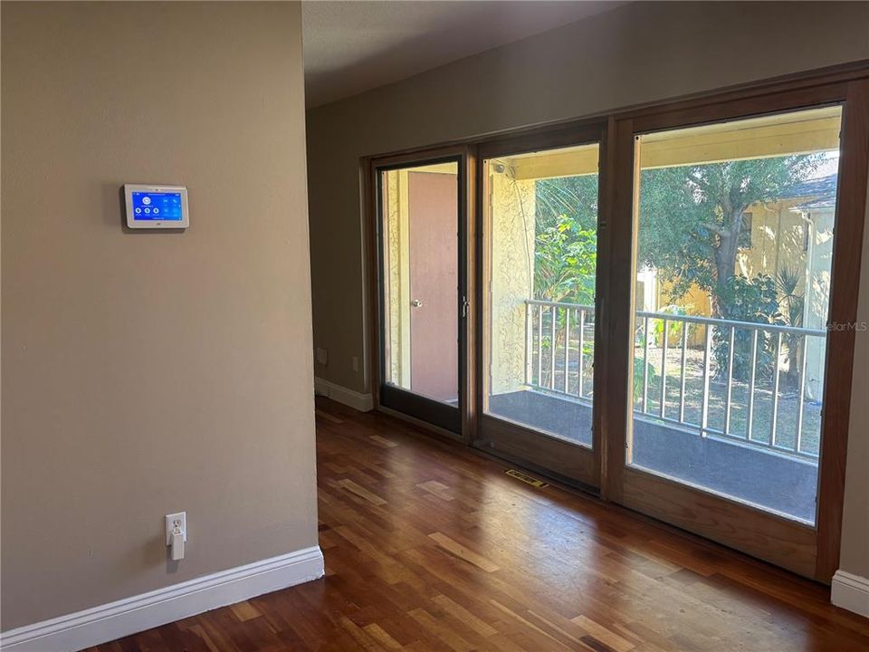 待售: $189,900 (3 贝兹, 2 浴室, 1432 平方英尺)