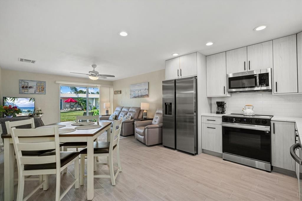 На продажу: $639,000 (1 спален, 1 ванн, 728 Квадратных фут)