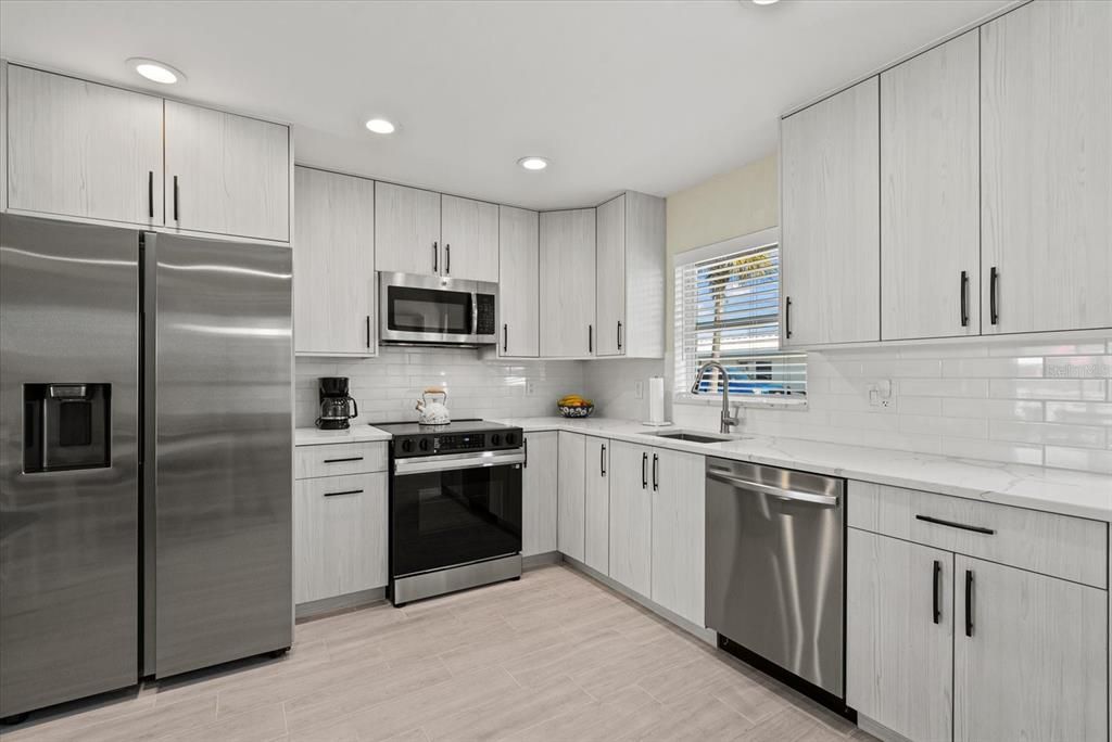 На продажу: $639,000 (1 спален, 1 ванн, 728 Квадратных фут)