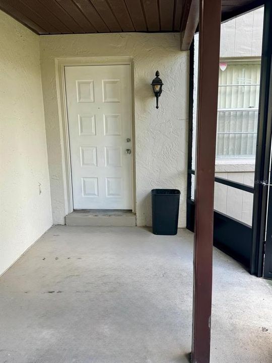 For Rent: $2,000 (2 beds, 2 baths, 918 Square Feet)