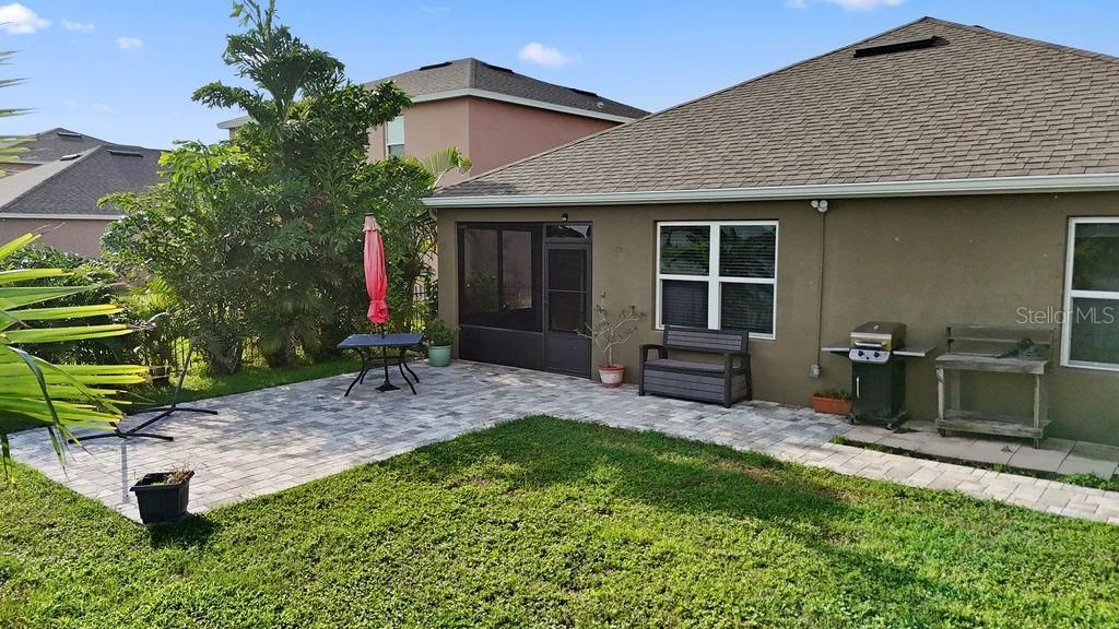 En Venta: $370,000 (4 camas, 2 baños, 1830 Pies cuadrados)