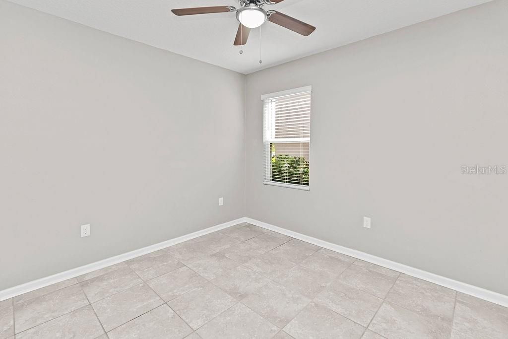 En Venta: $370,000 (4 camas, 2 baños, 1830 Pies cuadrados)