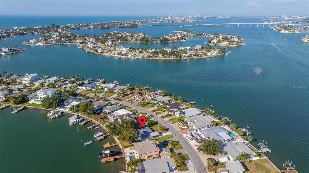 合同活跃: $975,000 (2 贝兹, 2 浴室, 1342 平方英尺)