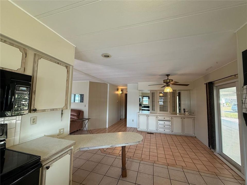 En Venta: $208,000 (2 camas, 2 baños, 1232 Pies cuadrados)