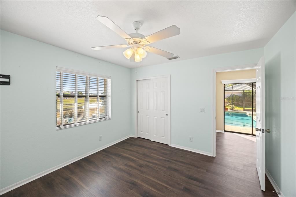 For Sale: $450,000 (3 beds, 3 baths, 2016 Square Feet)