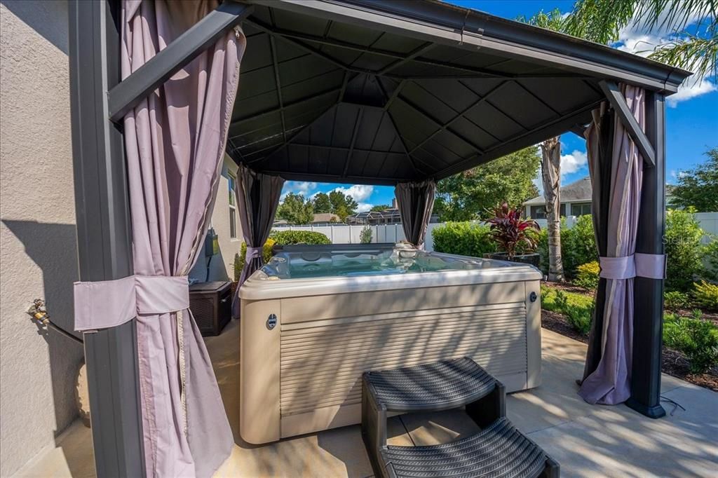 For Sale: $460,000 (4 beds, 3 baths, 2835 Square Feet)