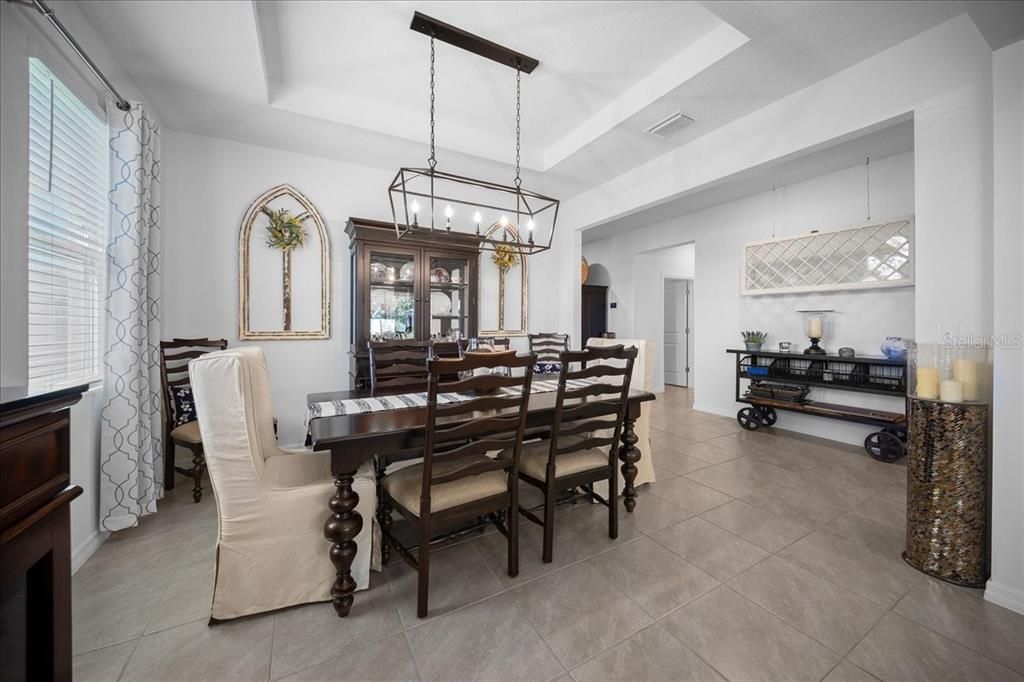 For Sale: $460,000 (4 beds, 3 baths, 2835 Square Feet)