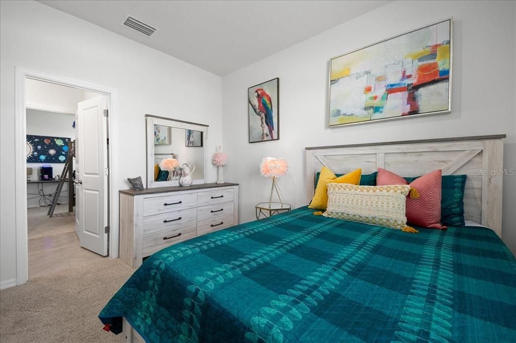 For Sale: $460,000 (4 beds, 3 baths, 2835 Square Feet)