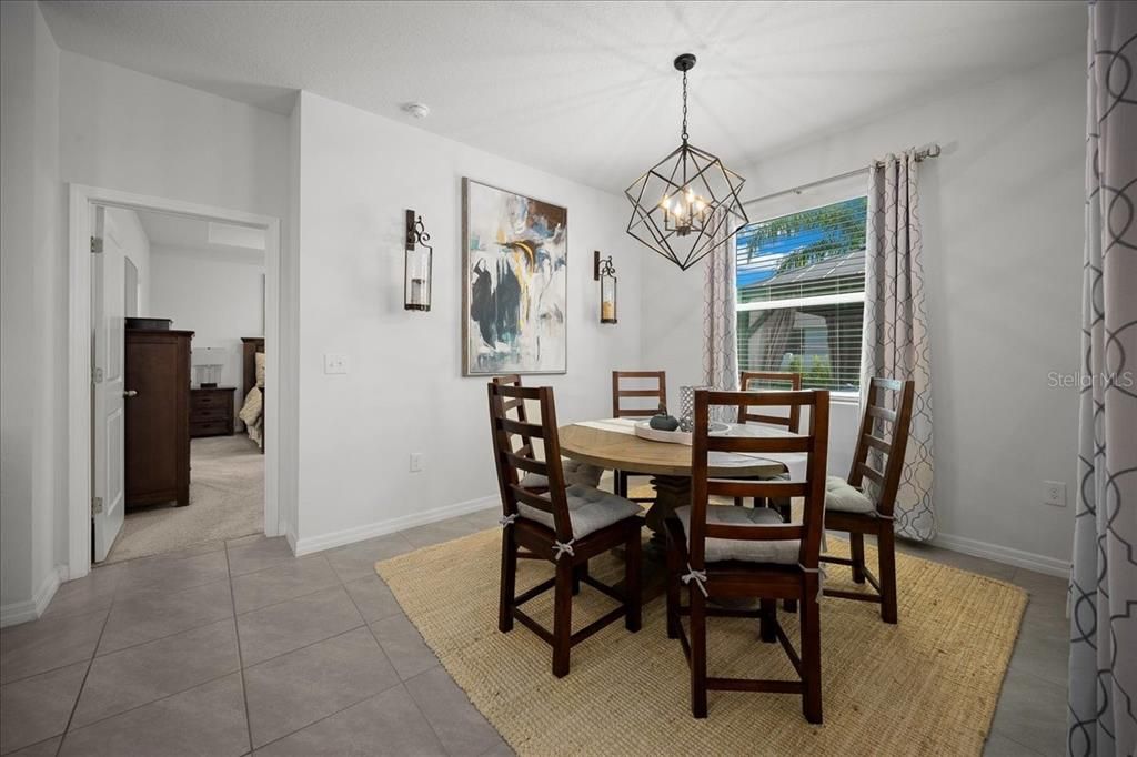 For Sale: $460,000 (4 beds, 3 baths, 2835 Square Feet)