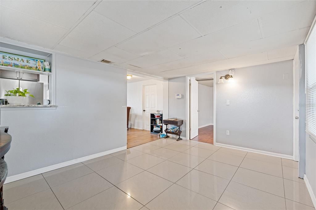 En Venta: $325,000 (3 camas, 1 baños, 1143 Pies cuadrados)