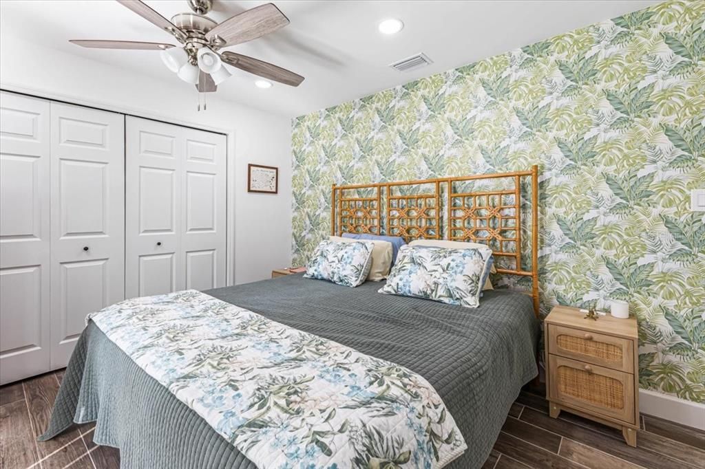 Под контрактом: $759,000 (3 спален, 3 ванн, 1503 Квадратных фут)