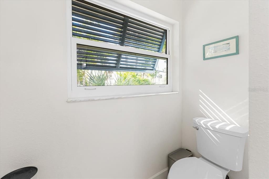 Под контрактом: $759,000 (3 спален, 3 ванн, 1503 Квадратных фут)