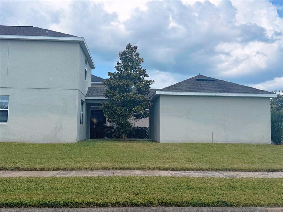 出租: $2,500 (3 贝兹, 2 浴室, 1849 平方英尺)