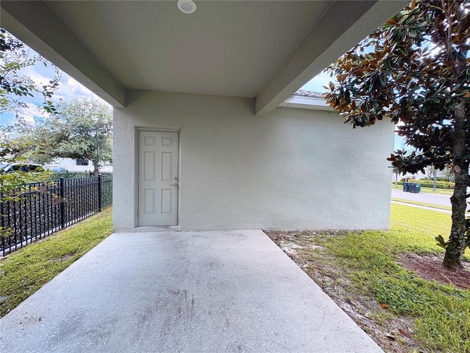 出租: $2,500 (3 贝兹, 2 浴室, 1849 平方英尺)