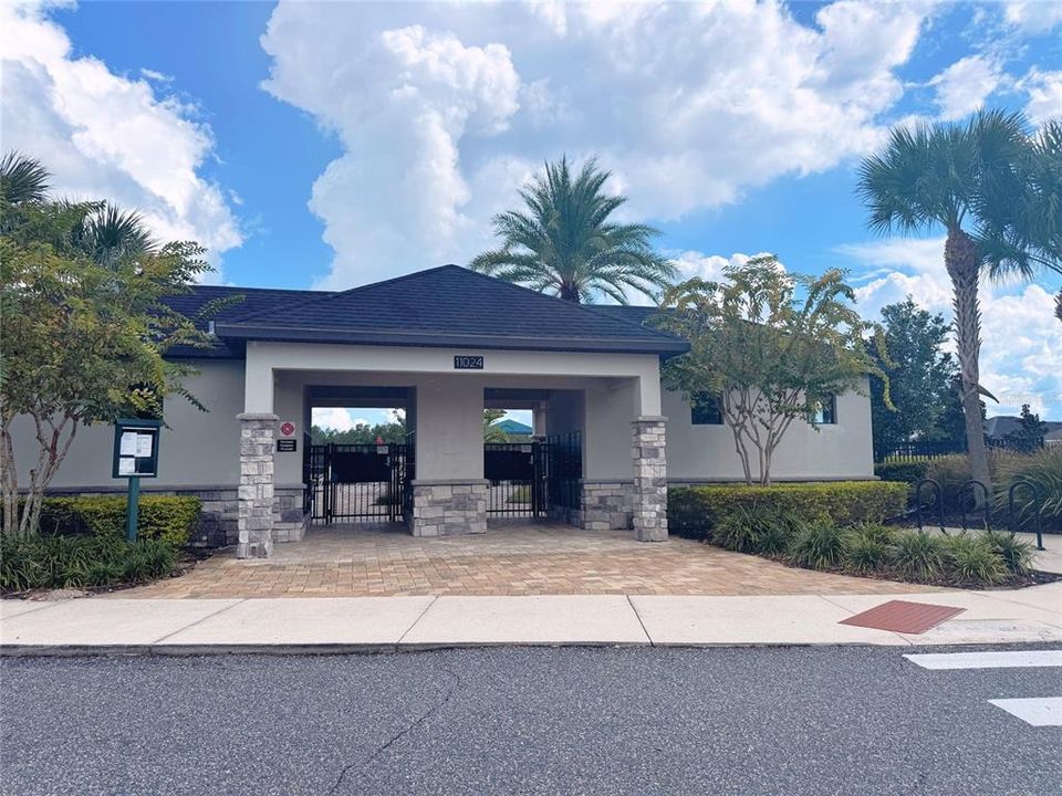 出租: $2,500 (3 贝兹, 2 浴室, 1849 平方英尺)