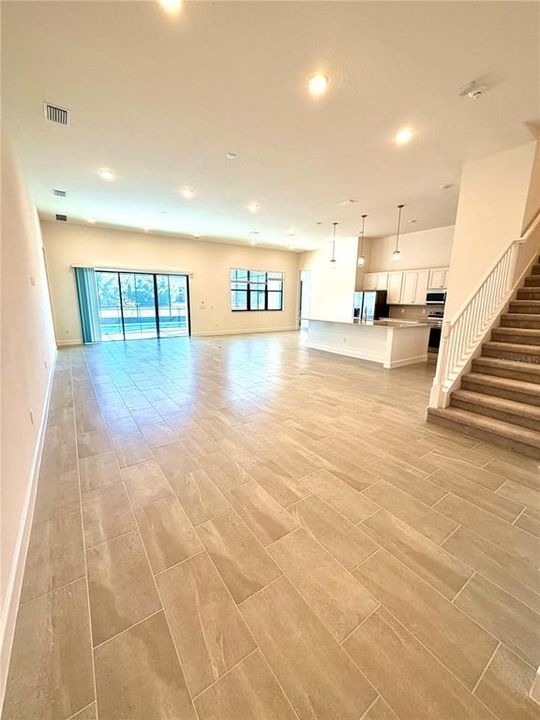 合同活跃: $2,450,000 (15 贝兹, 16 浴室, 6263 平方英尺)