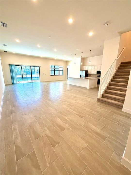 合同活跃: $2,450,000 (15 贝兹, 16 浴室, 6263 平方英尺)