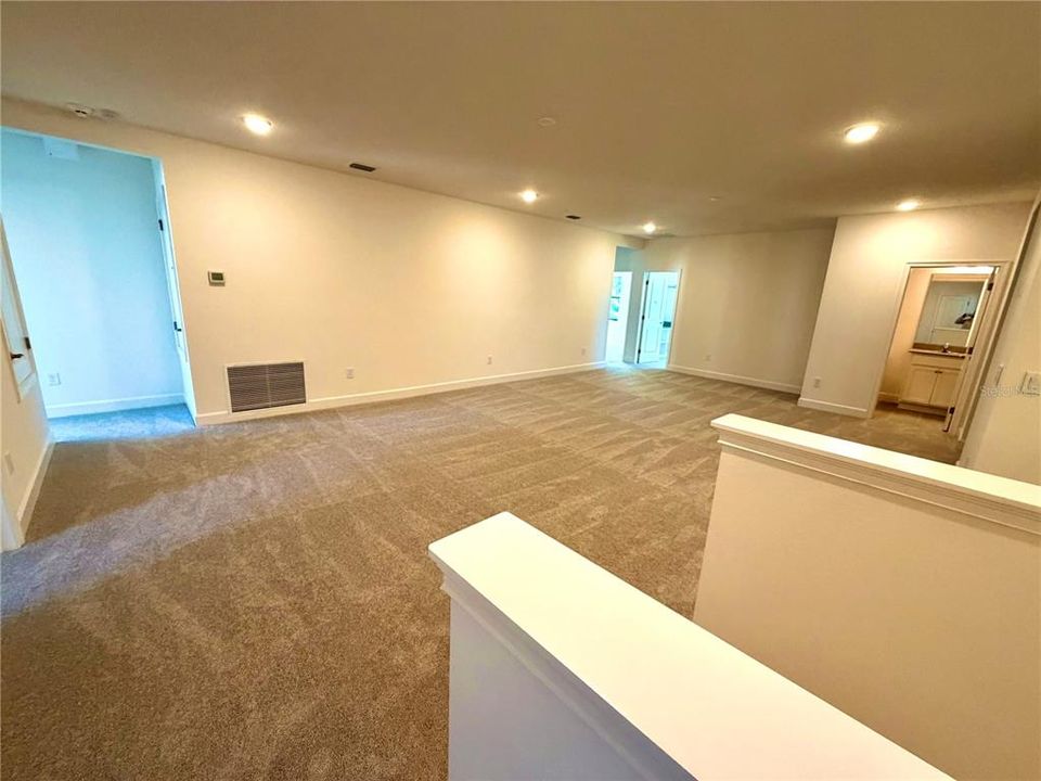 合同活跃: $2,450,000 (15 贝兹, 16 浴室, 6263 平方英尺)