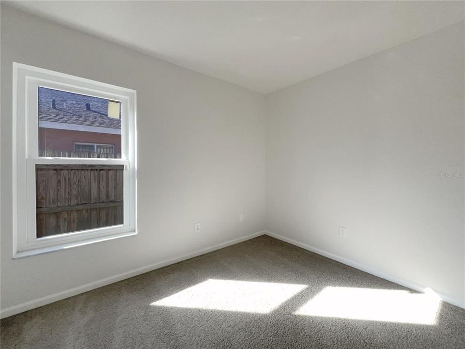 На продажу: $346,000 (4 спален, 2 ванн, 1936 Квадратных фут)