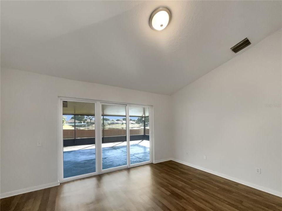 На продажу: $346,000 (4 спален, 2 ванн, 1936 Квадратных фут)