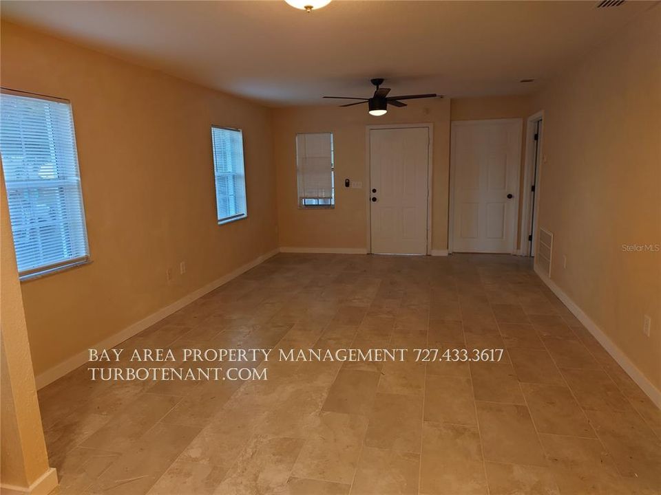 En Renta: $1,895 (3 camas, 2 baños, 1133 Pies cuadrados)