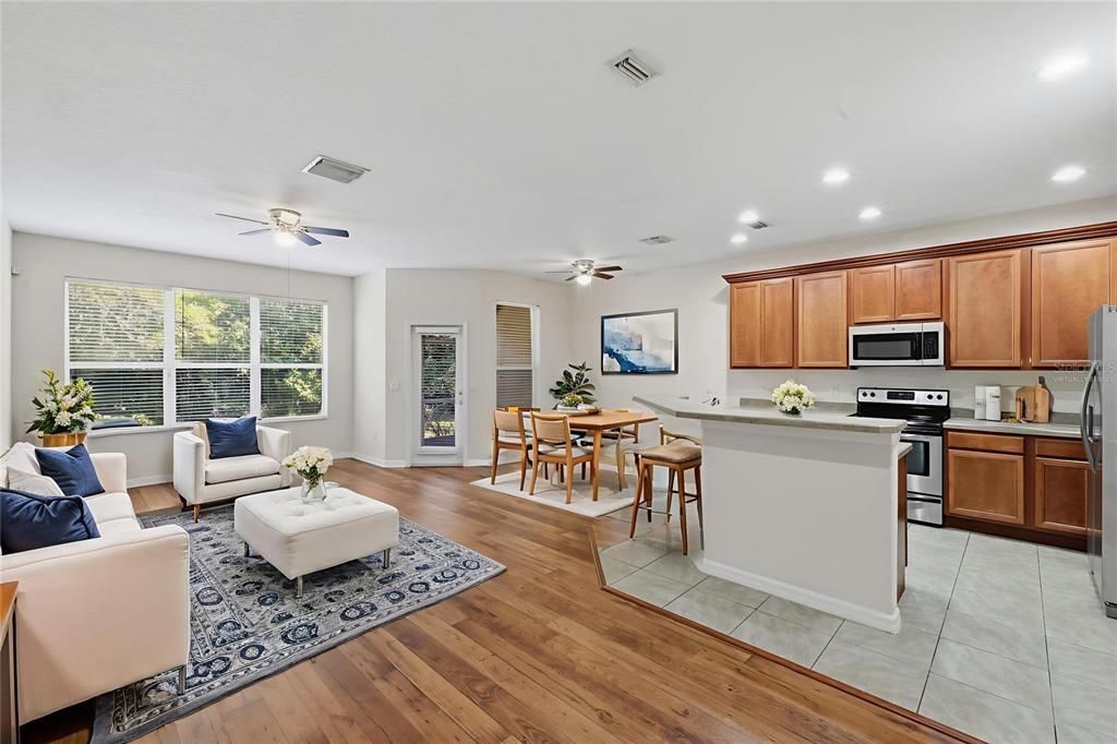 For Sale: $260,000 (3 beds, 2 baths, 1706 Square Feet)