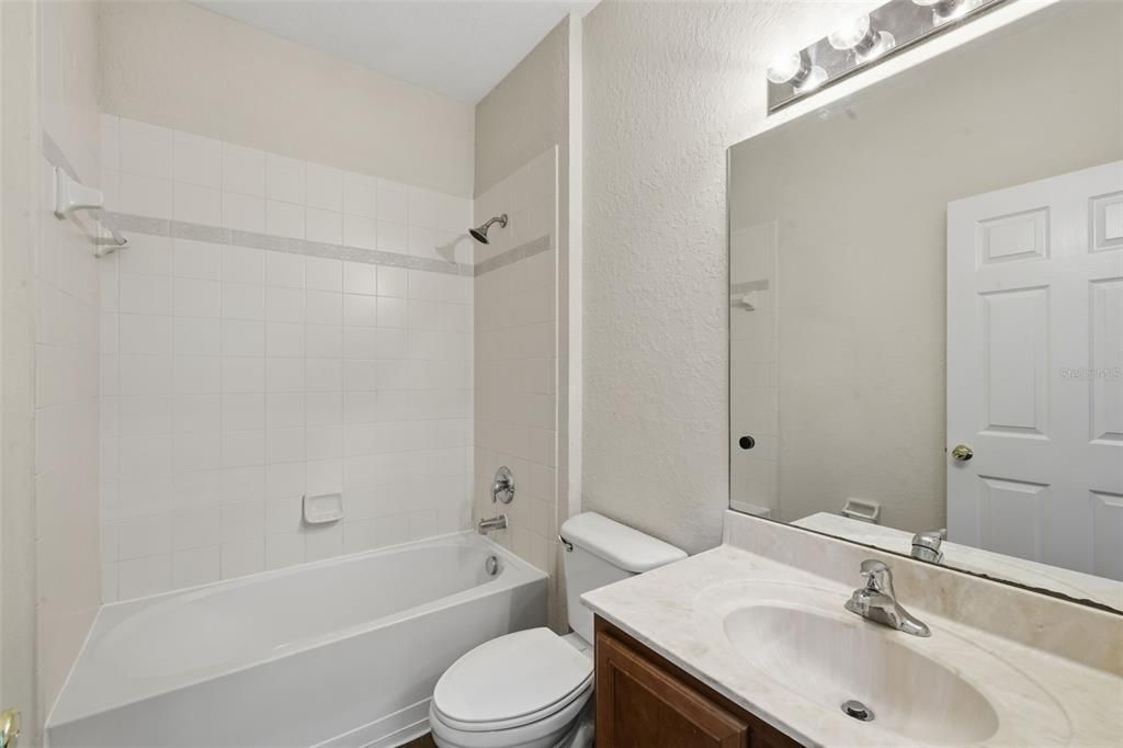 For Sale: $260,000 (3 beds, 2 baths, 1706 Square Feet)