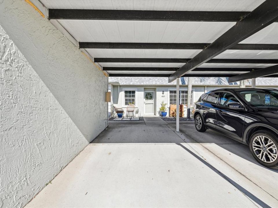 For Sale: $159,900 (2 beds, 1 baths, 904 Square Feet)