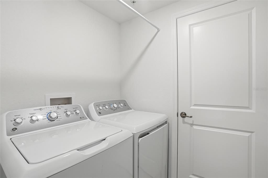 待售: $350,000 (3 贝兹, 2 浴室, 1917 平方英尺)