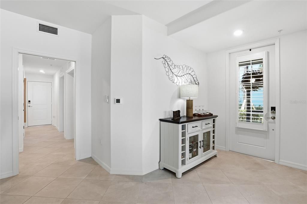 待售: $350,000 (3 贝兹, 2 浴室, 1917 平方英尺)