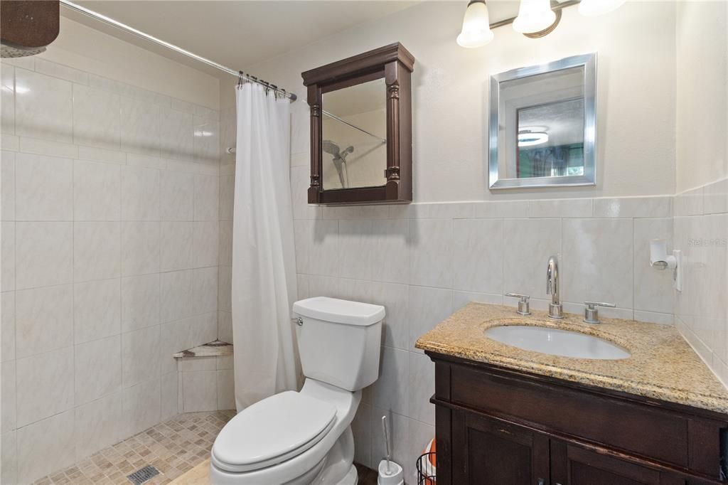 En Venta: $324,900 (4 camas, 3 baños, 1827 Pies cuadrados)