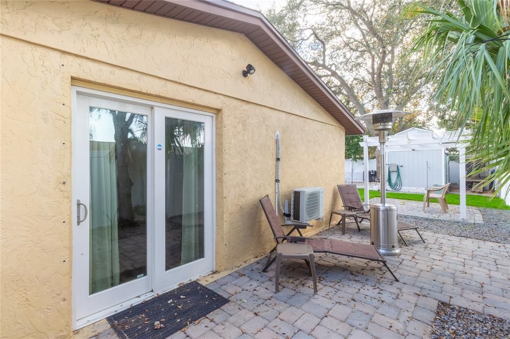 En Venta: $324,900 (4 camas, 3 baños, 1827 Pies cuadrados)