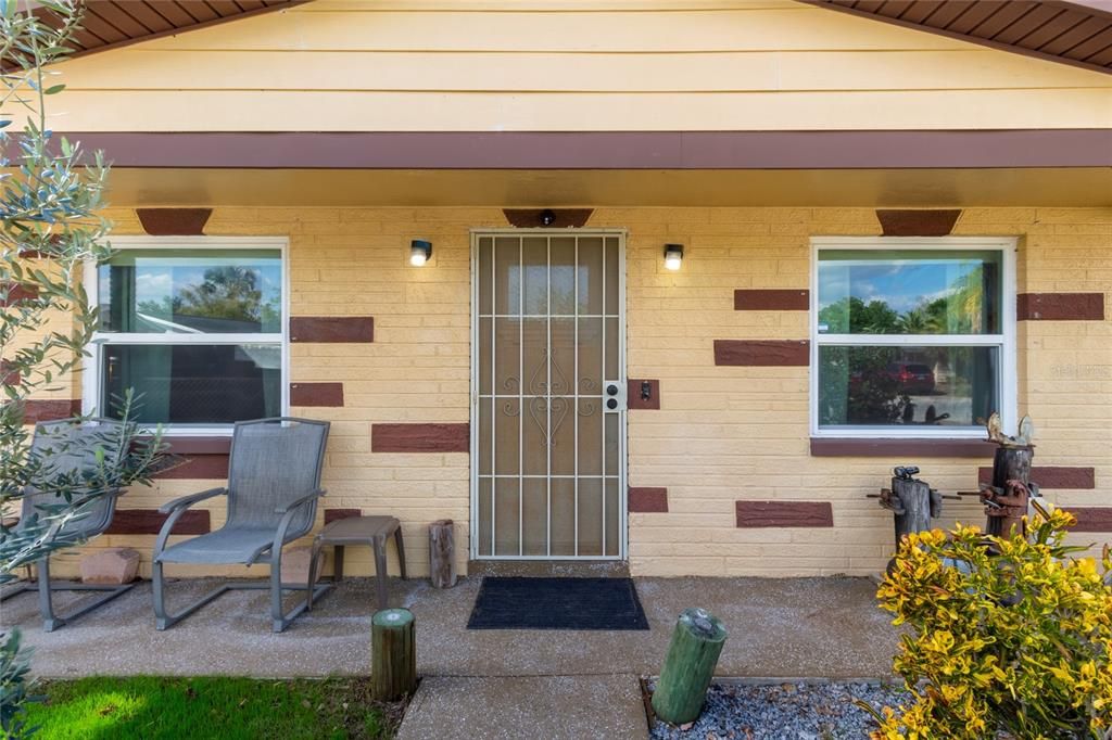 En Venta: $324,900 (4 camas, 3 baños, 1827 Pies cuadrados)