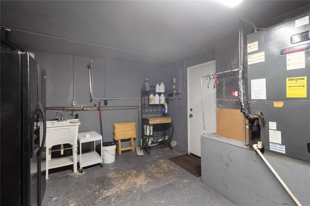 En Venta: $324,900 (4 camas, 3 baños, 1827 Pies cuadrados)