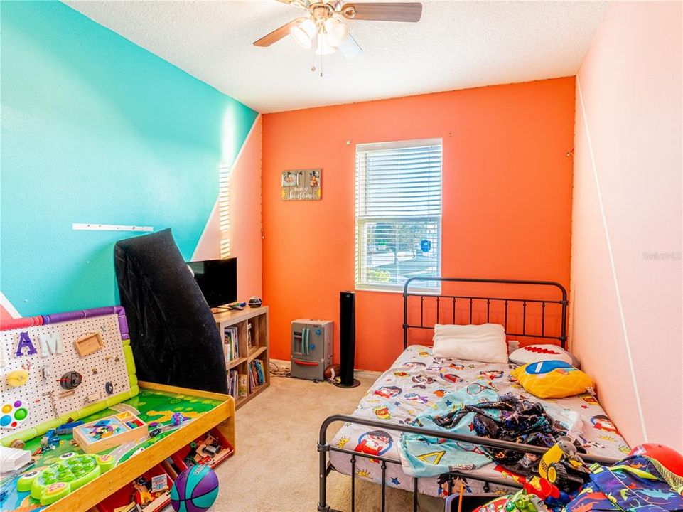 待售: $375,000 (3 贝兹, 2 浴室, 1894 平方英尺)