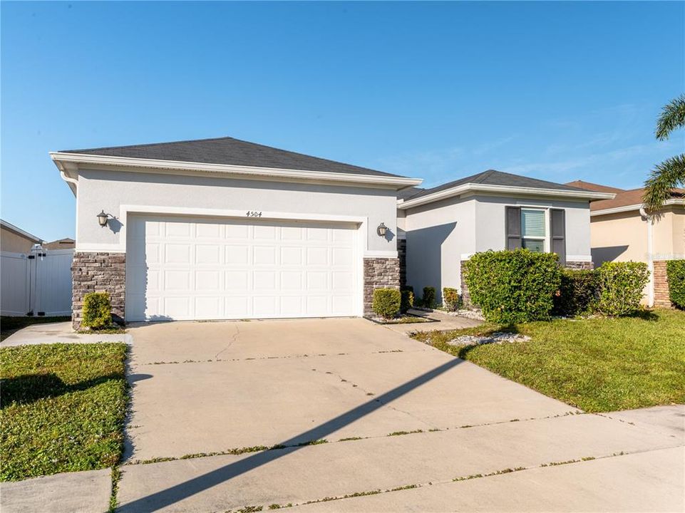 待售: $375,000 (3 贝兹, 2 浴室, 1894 平方英尺)