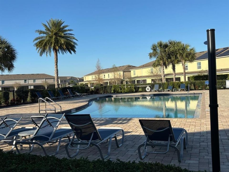 For Rent: $1,800 (3 beds, 2 baths, 1507 Square Feet)