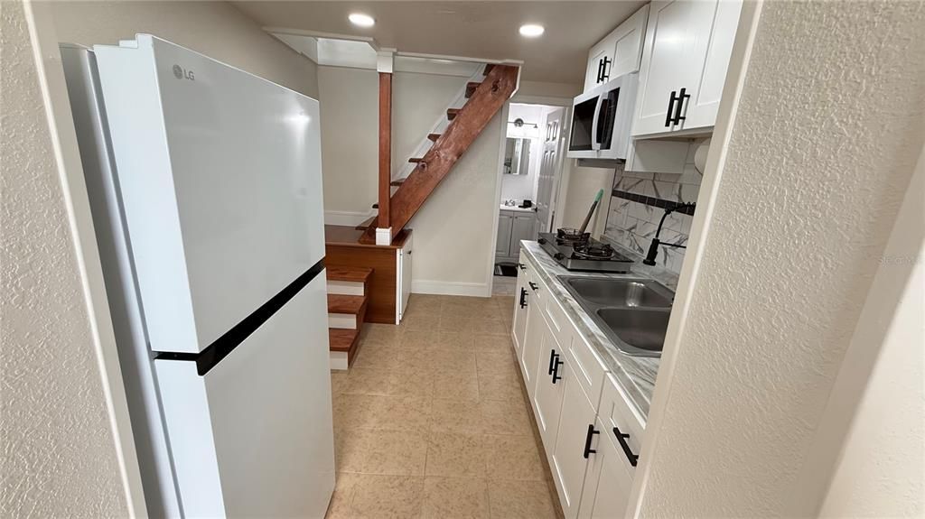 На продажу: $415,000 (3 спален, 2 ванн, 1118 Квадратных фут)