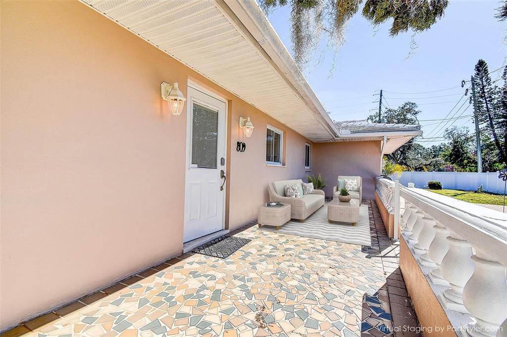 For Sale: $845,000 (3 beds, 3 baths, 2076 Square Feet)