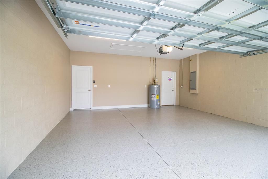 For Sale: $459,900 (4 beds, 3 baths, 2290 Square Feet)