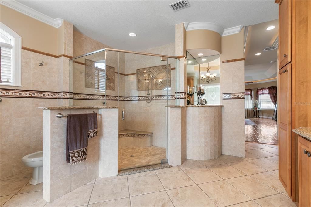 待售: $1,850,000 (4 贝兹, 4 浴室, 4612 平方英尺)