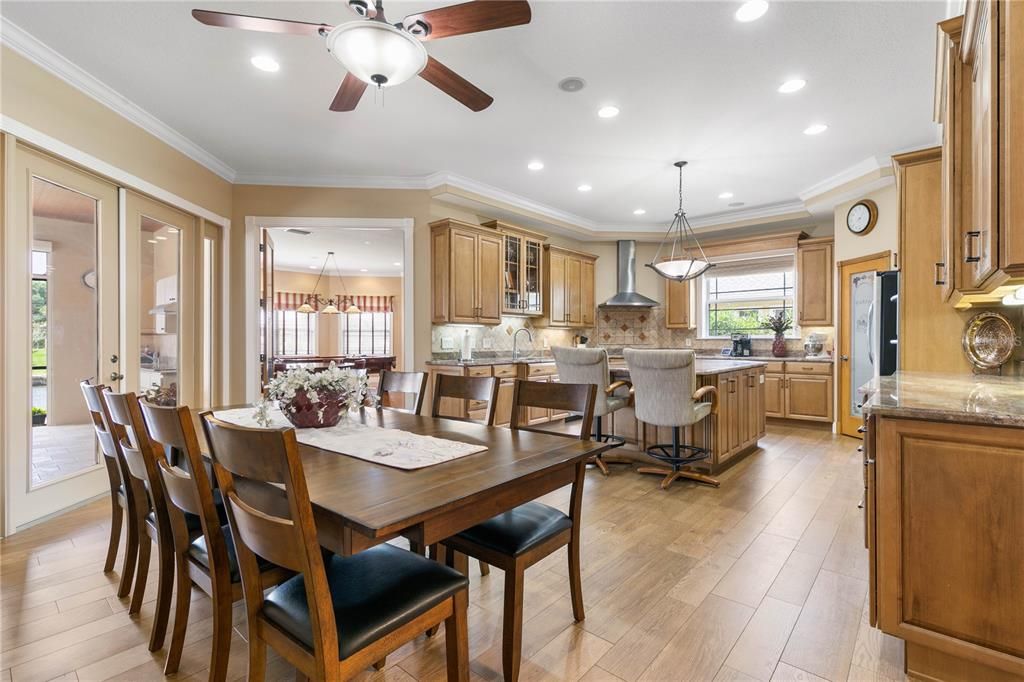 待售: $1,850,000 (4 贝兹, 4 浴室, 4612 平方英尺)