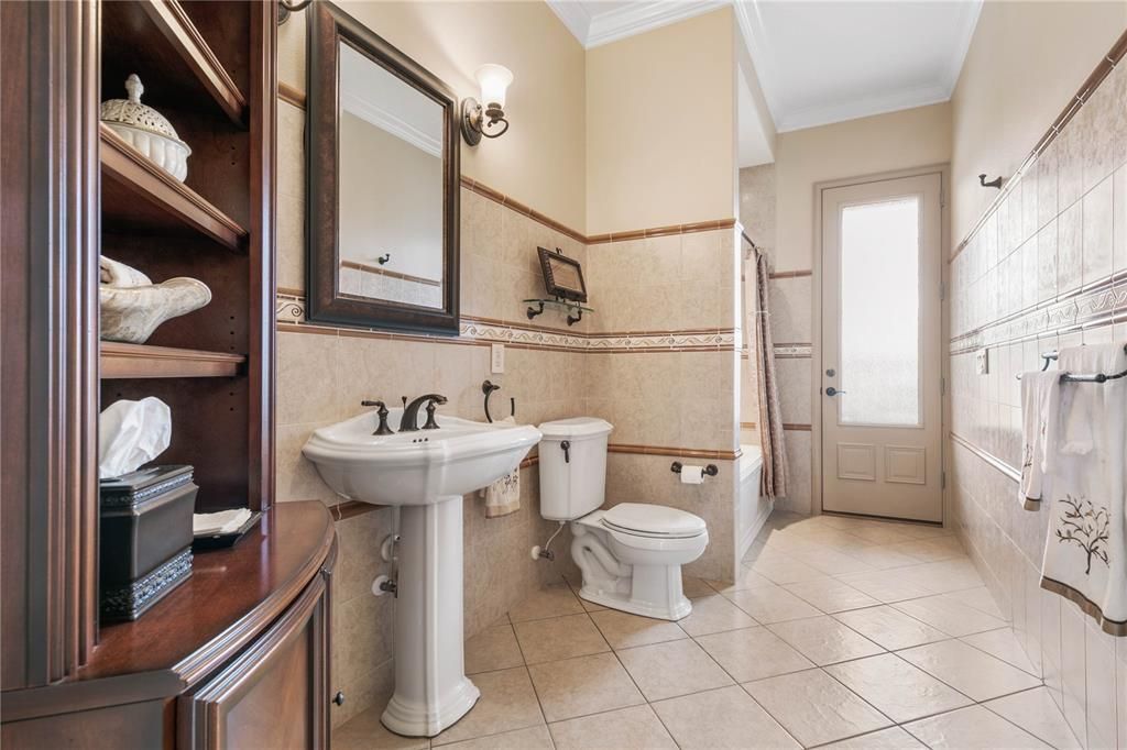 待售: $1,850,000 (4 贝兹, 4 浴室, 4612 平方英尺)