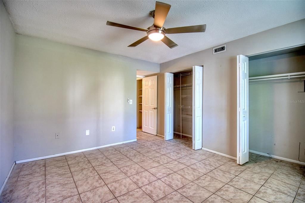 В аренду: $1,800 (2 спален, 2 ванн, 1077 Квадратных фут)