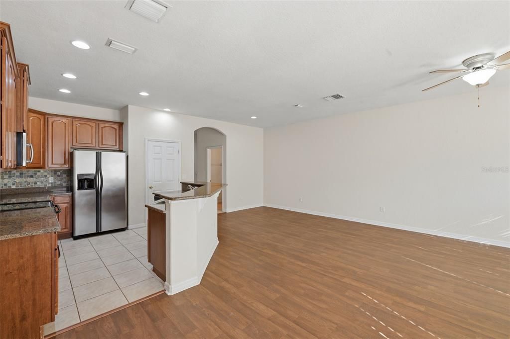 For Sale: $260,000 (3 beds, 2 baths, 1706 Square Feet)